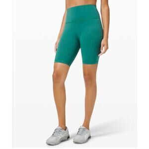 Lululemon 6 Wunder Train High Rise Short 8" in Teal Lagoon